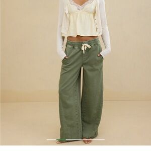 Soft landing trouser